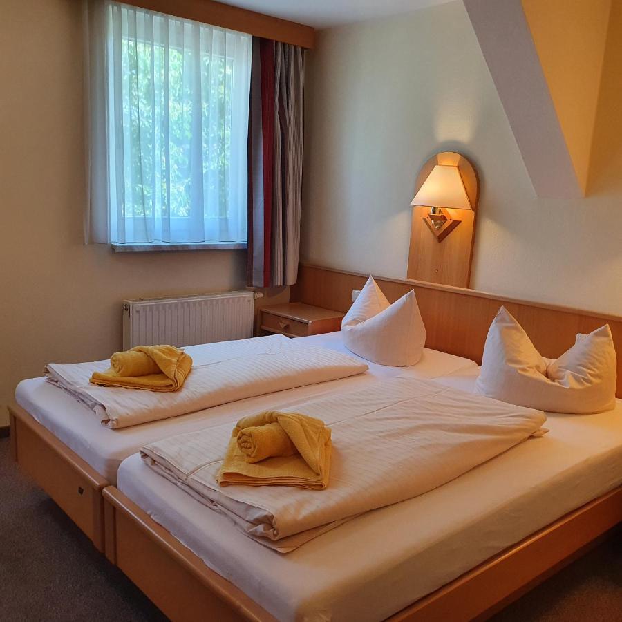Gasthof Zur Friedenseiche Lohsa Exteriör bild